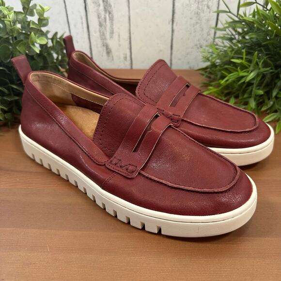 Vionic Women's Uptown Leather Loafers Size 8 - Picture 1 of 9